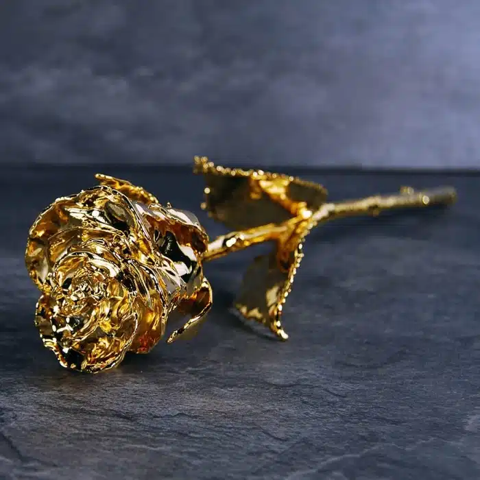 Trandafir placat cu aur de 24K