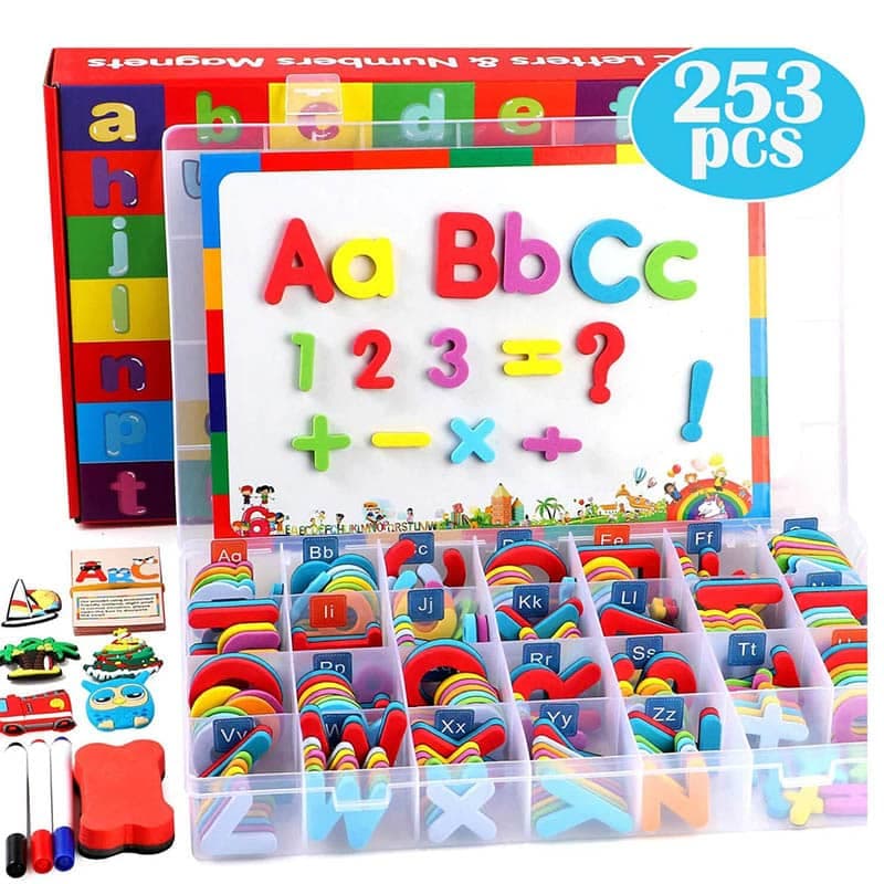 Set tabla + 253 piese cu litere alfabet si cifre magnetice