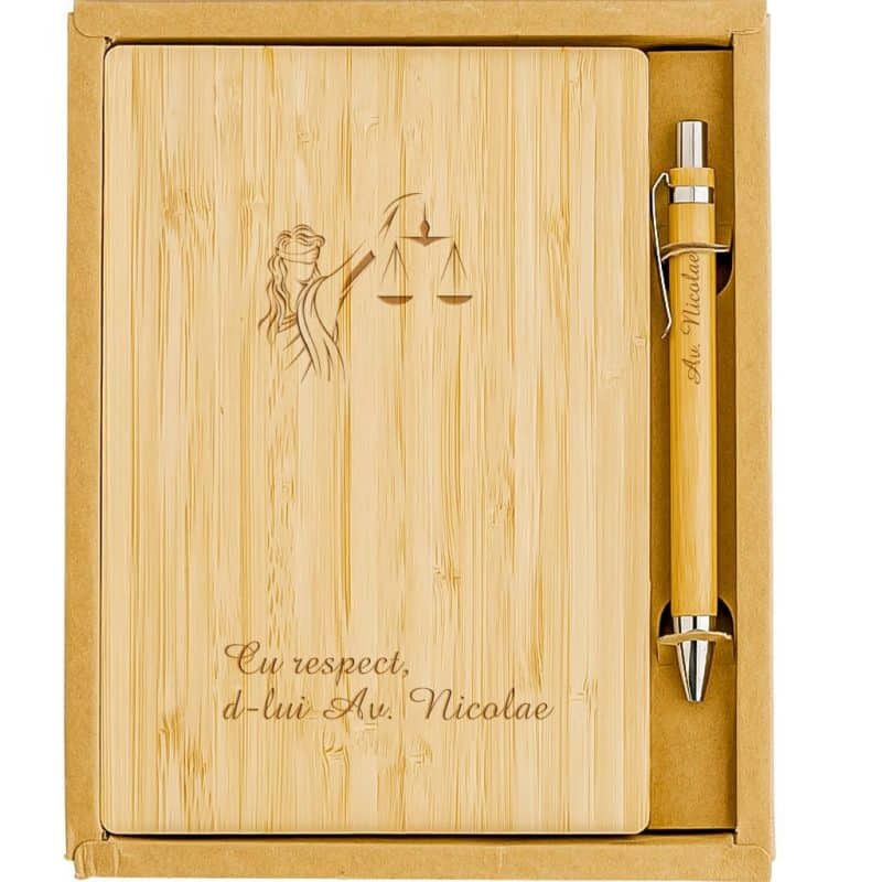 Agenda A5 din lemn de bambus, cu pix, personalizata, cadou pentru doctor