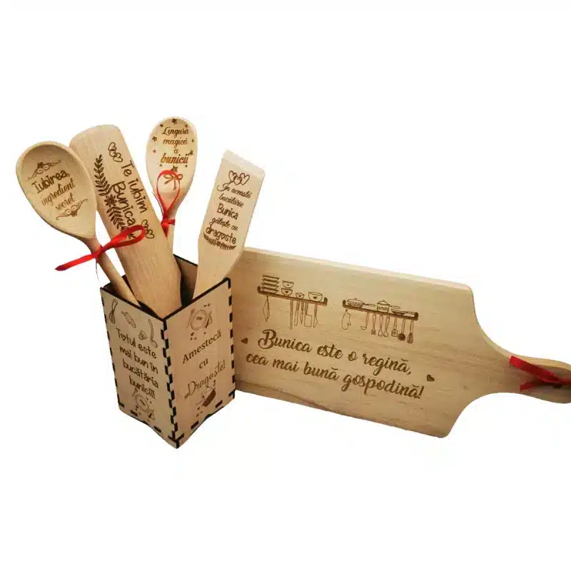 Set de bucatarie personalizat „Bunica este o regina, cea mai buna gospodina”