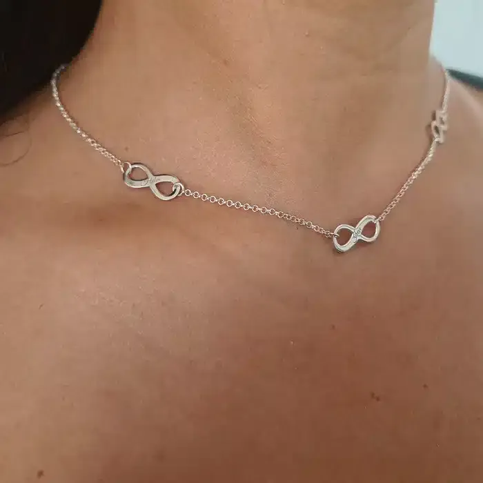Colier choker din argint, cu bănuț gravat