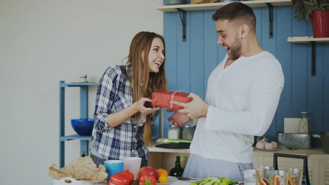 23 idei de cadouri pentru finul tău